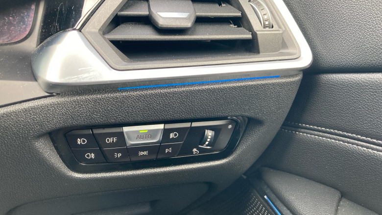 BMW 3 Series 330e M Sport 4dr Step Auto Saloon